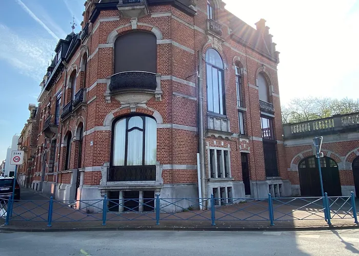 Marthe Nollet * Halluin